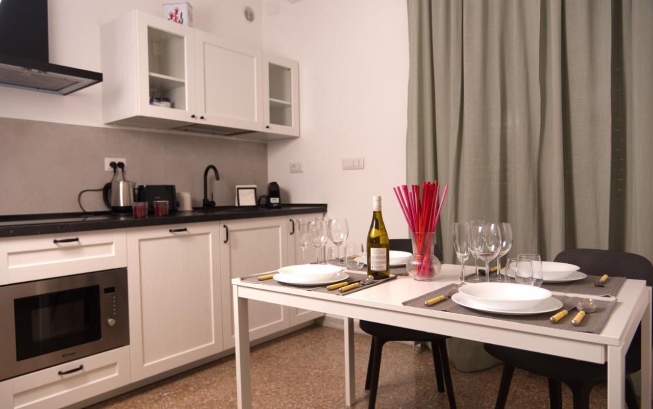 Ferienwohnung Emily A Roma Exterior foto